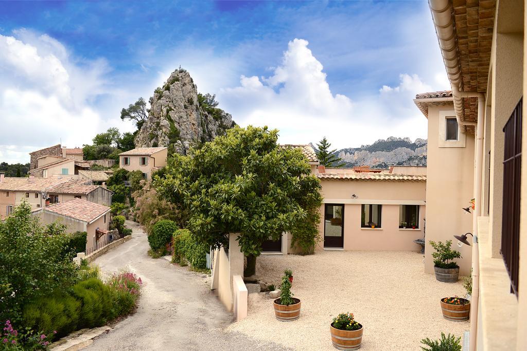Bed and Breakfast Mas De Carabelle La Roque-Alric Exterior foto