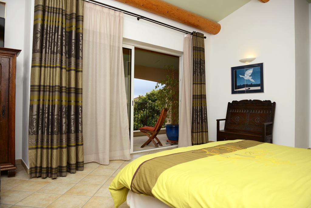 Bed and Breakfast Mas De Carabelle La Roque-Alric Zimmer foto