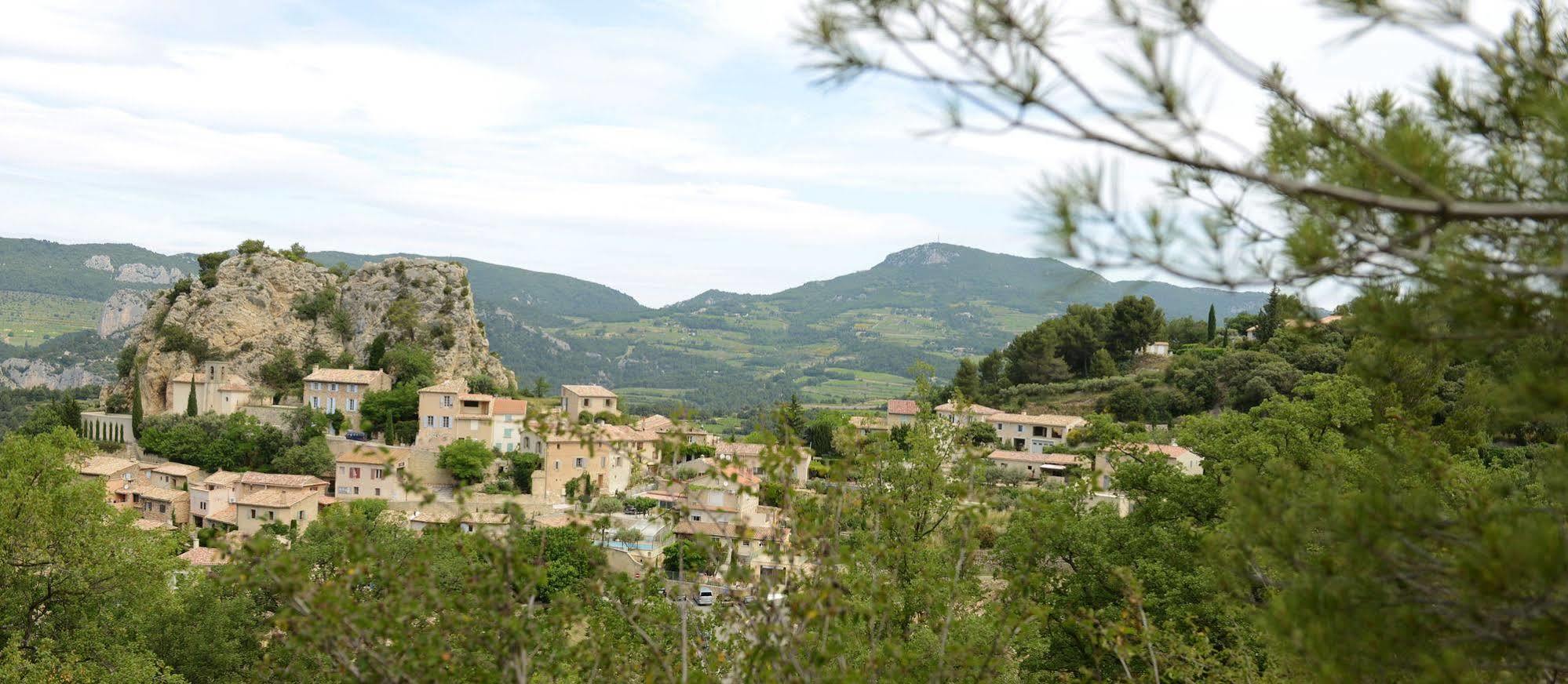 Bed and Breakfast Mas De Carabelle La Roque-Alric Exterior foto